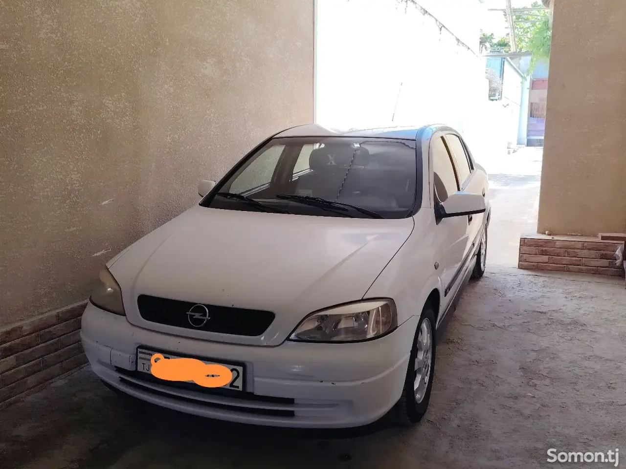 Opel Astra G 1999 · 1.6 MT