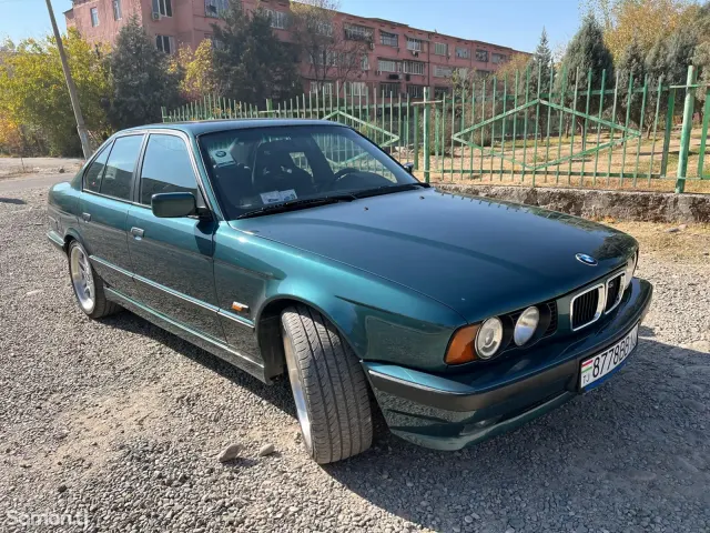 BMW 5 series 1995 · 2.5 MT
