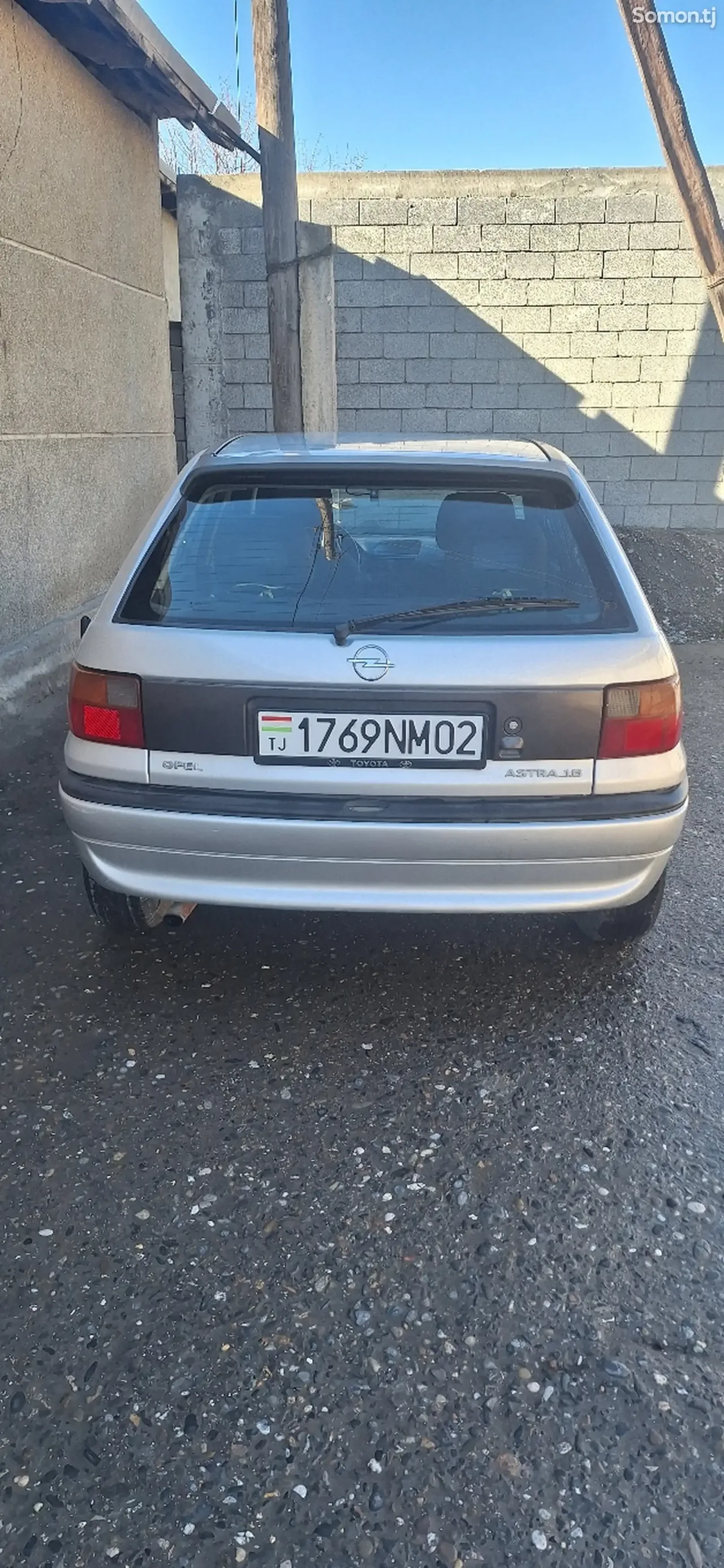 Opel Astra F 1997 · 1.6 MT