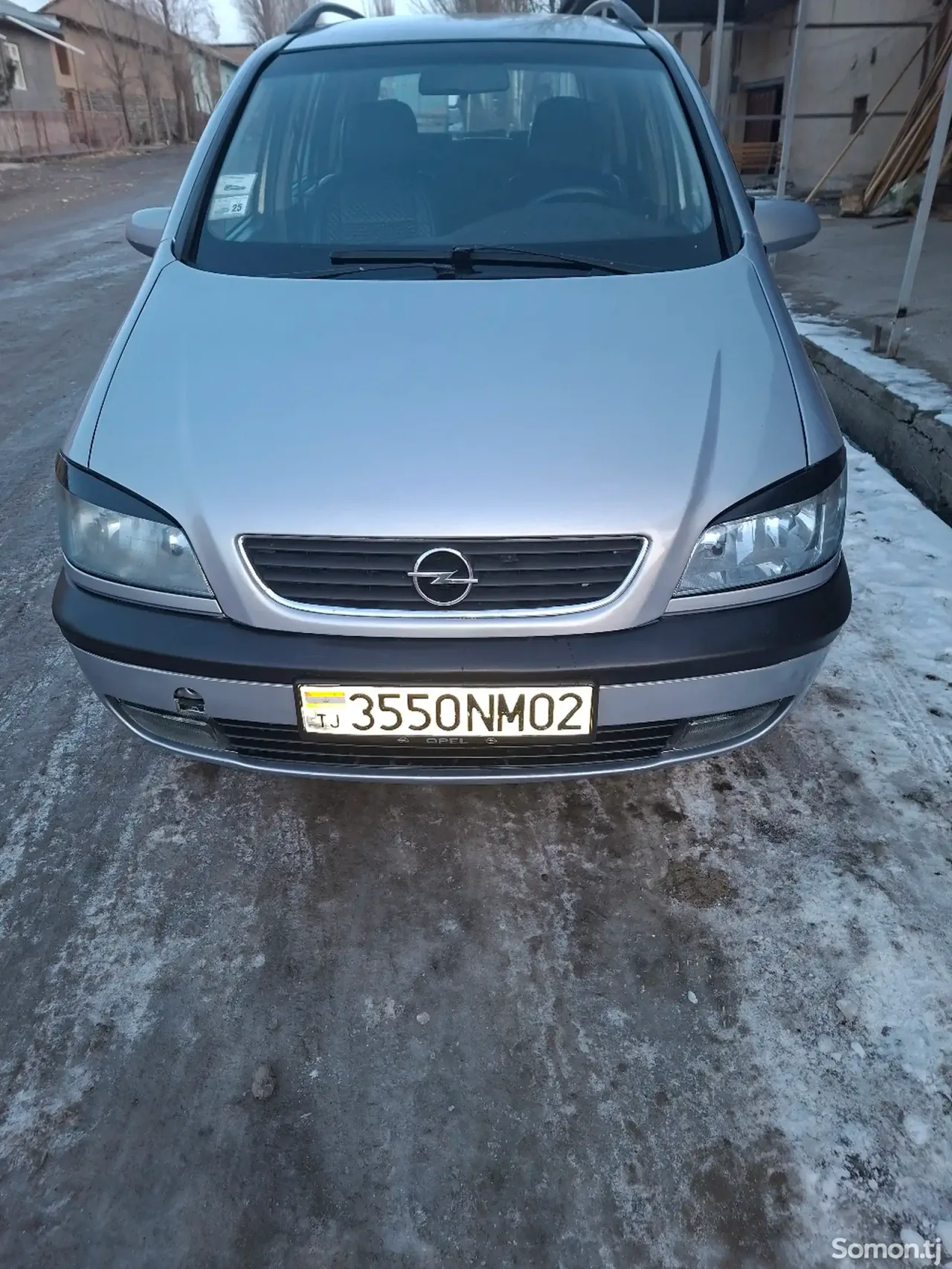Opel Zafira 2002 · 1.8 MT