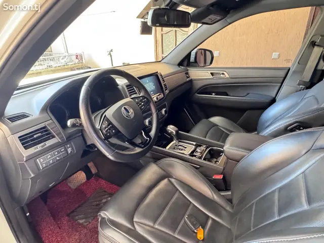 Ssang Yong Rexton 2018 · 2.2 AT