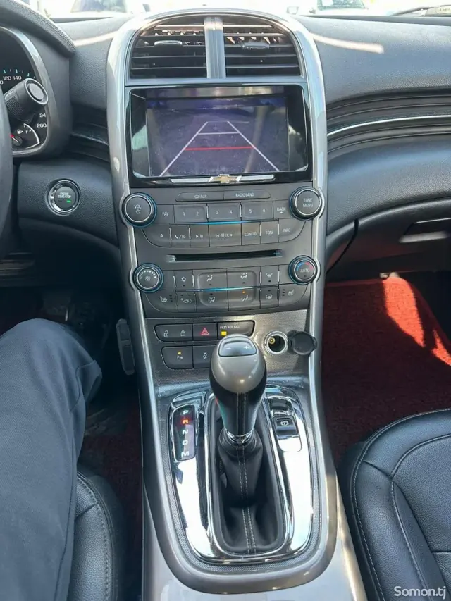 Chevrolet Malibu 2015 · 2.0 AT