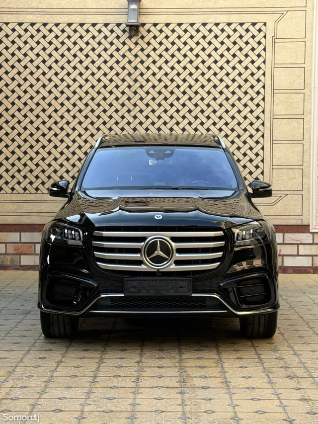 Mercedes-Benz GLS 2024 · 5.8 AT