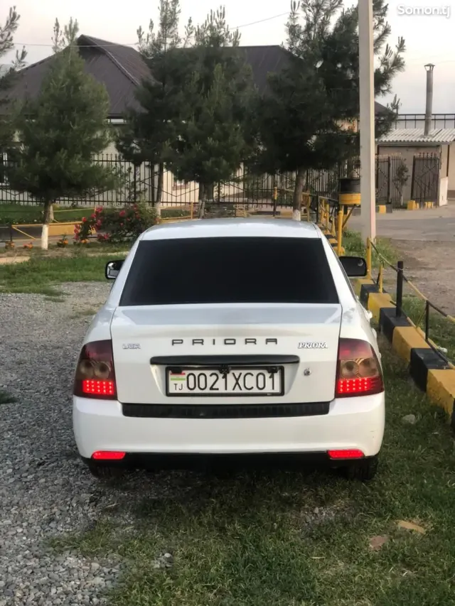 Lada (ВАЗ) Priora 2012 · 1.6 MT