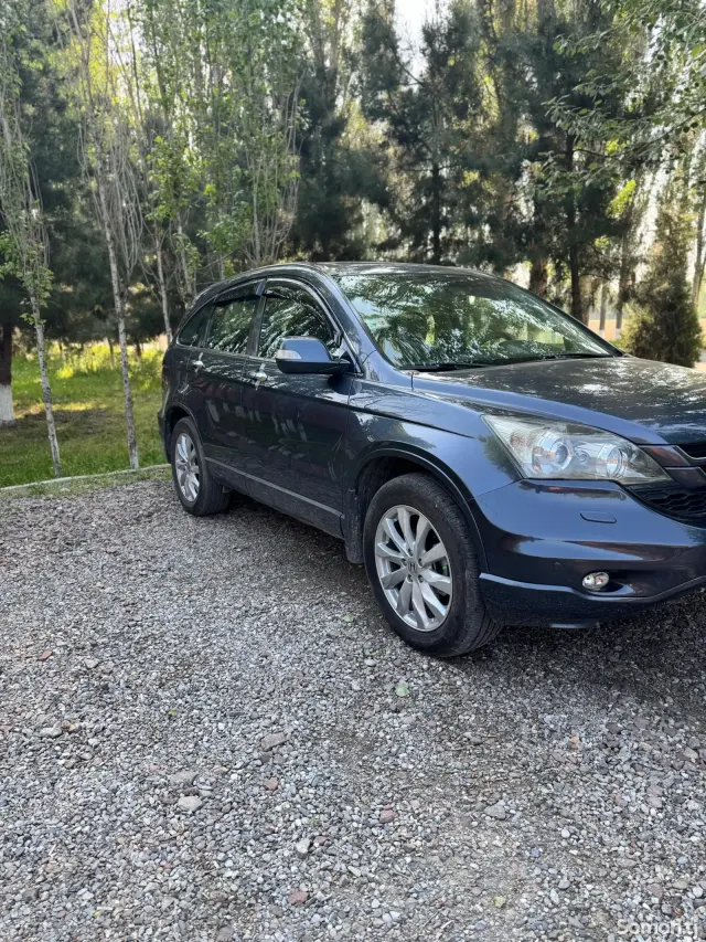 Honda CR-V 2011 · 2.4 AT