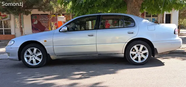 Lexus GS series 1998 · 2.5 AT