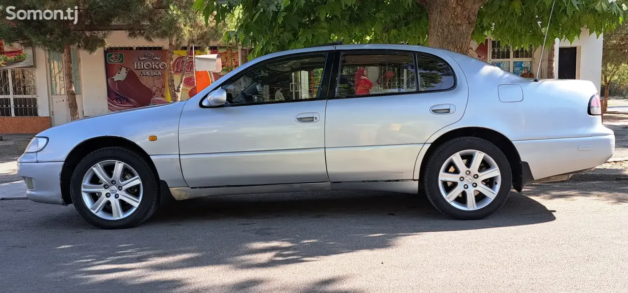 Lexus GS series 1998 · 2.5 AT