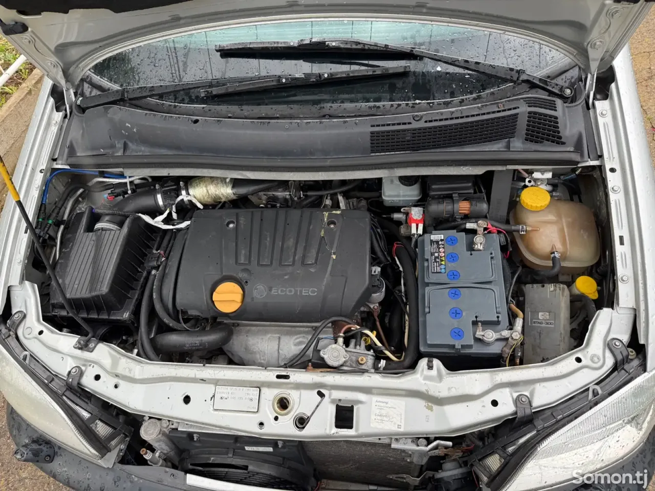 Opel Zafira 1999 · 1.8 MT