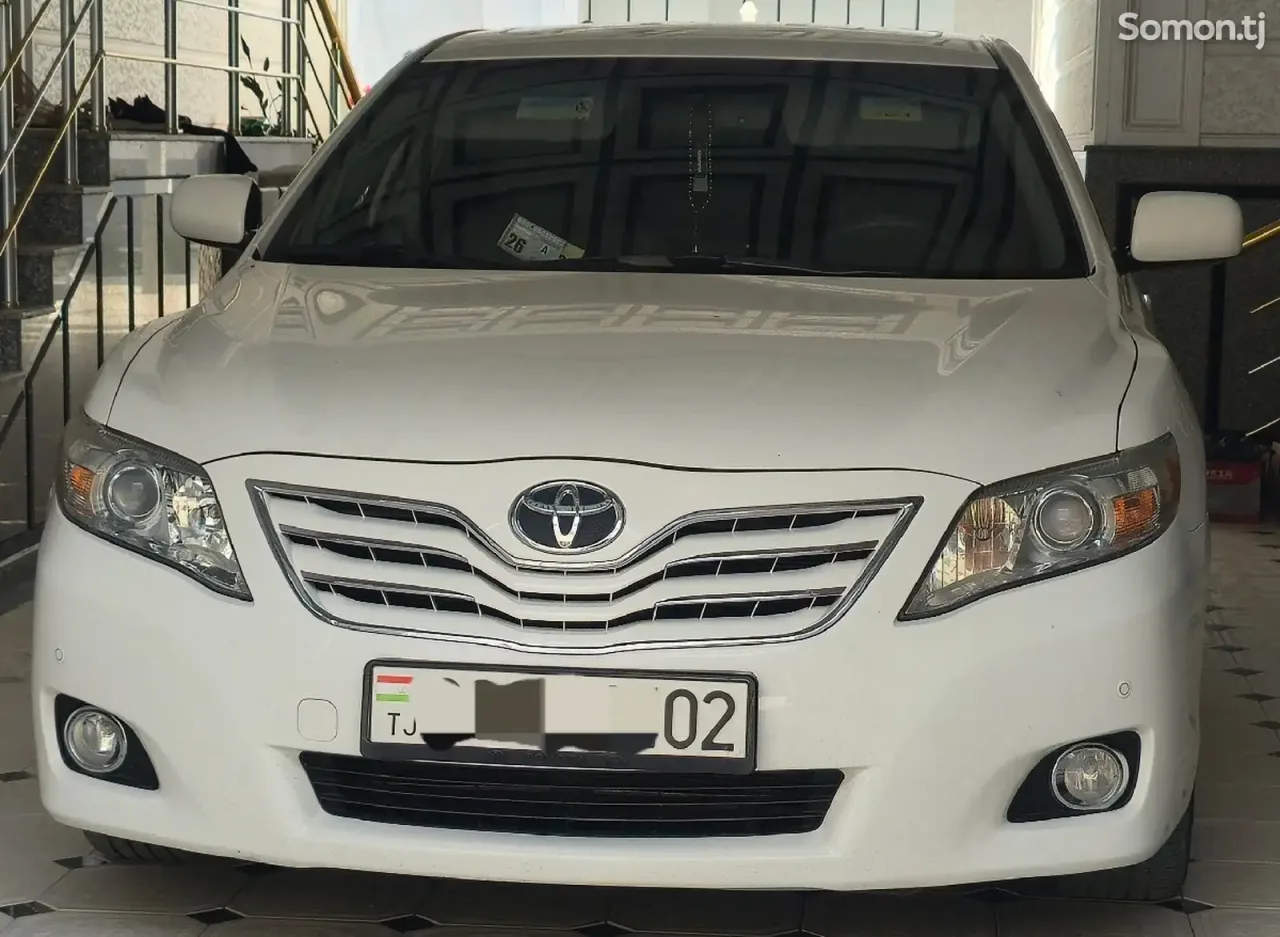 Toyota Camry 2011 · 2.5 AT