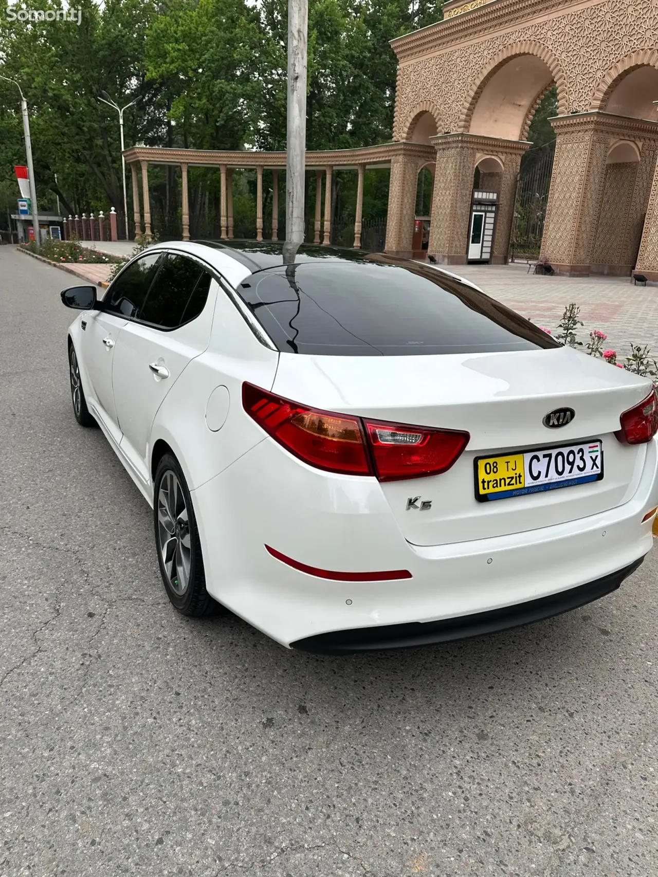Kia K5 2014 · 2.0 AT
