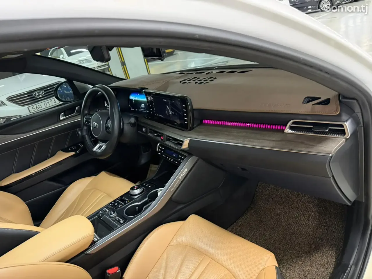 Kia K5 2021 · 2.0 AT