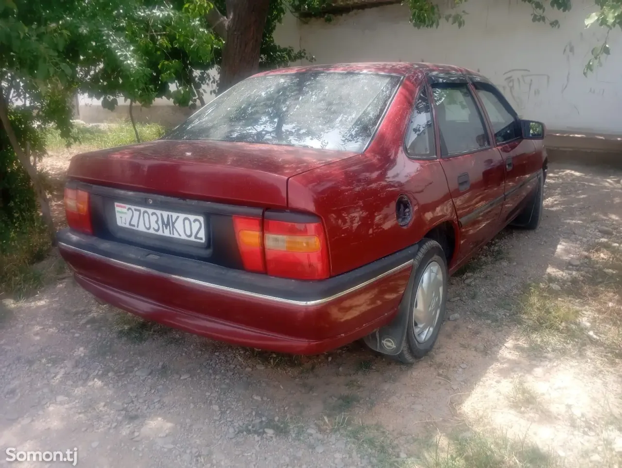 Opel Vectra A 1995 · 1.6 MT