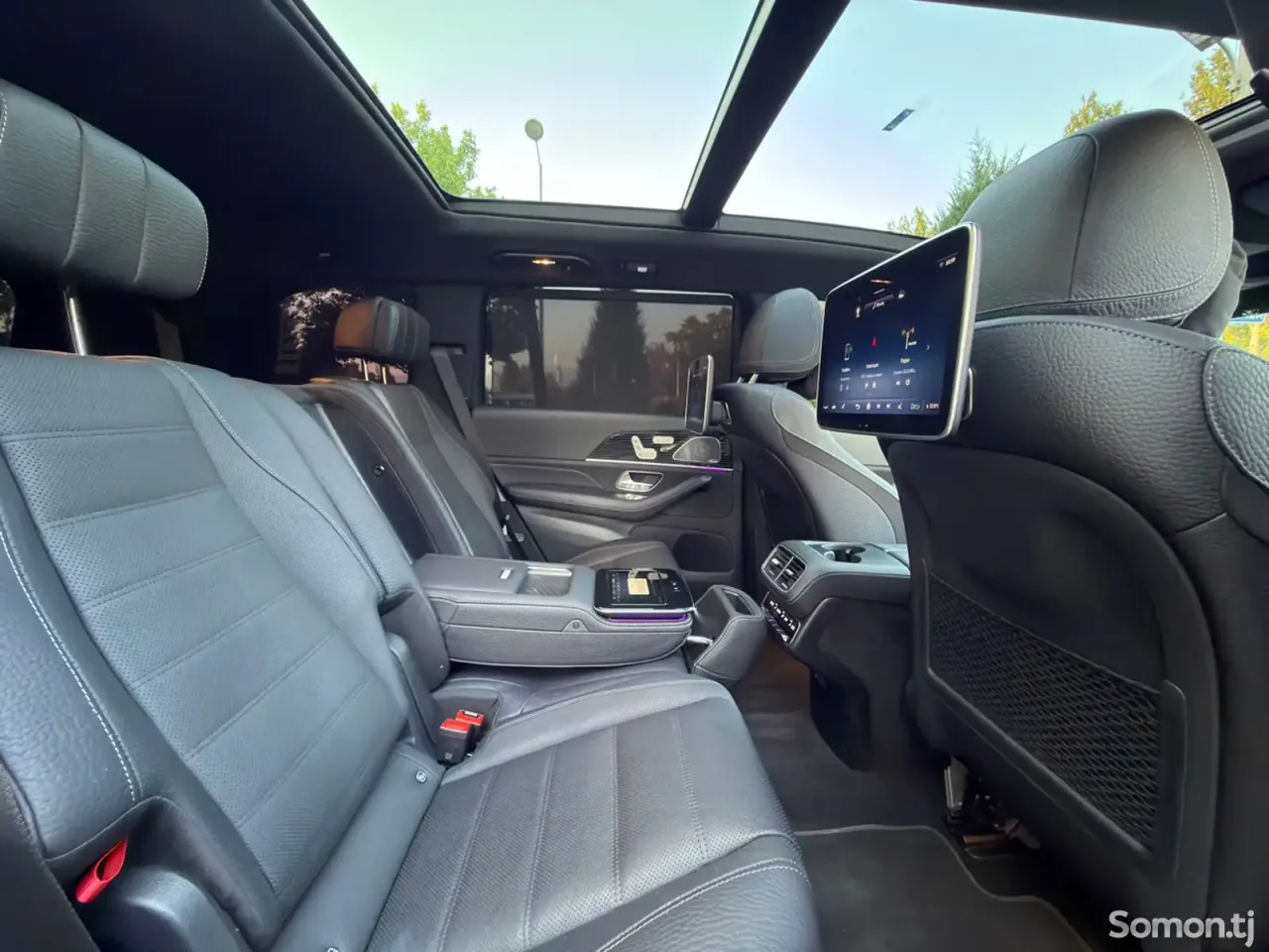 Mercedes-Benz GLS 2025 · 4.5 AT
