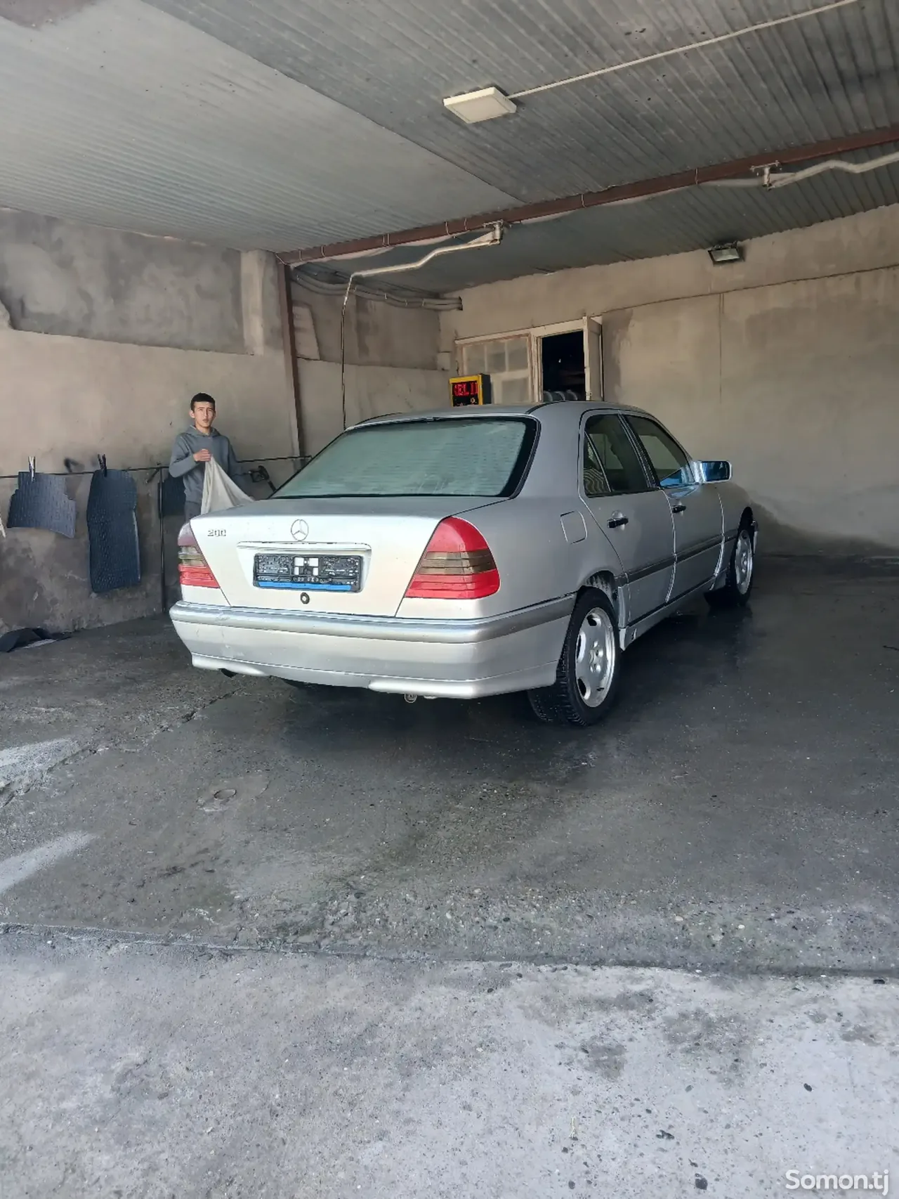 Mercedes-Benz C class 1994 · 1.8 MT