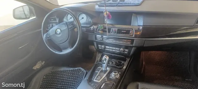 BMW 5 series 2012 · 2.0 AT
