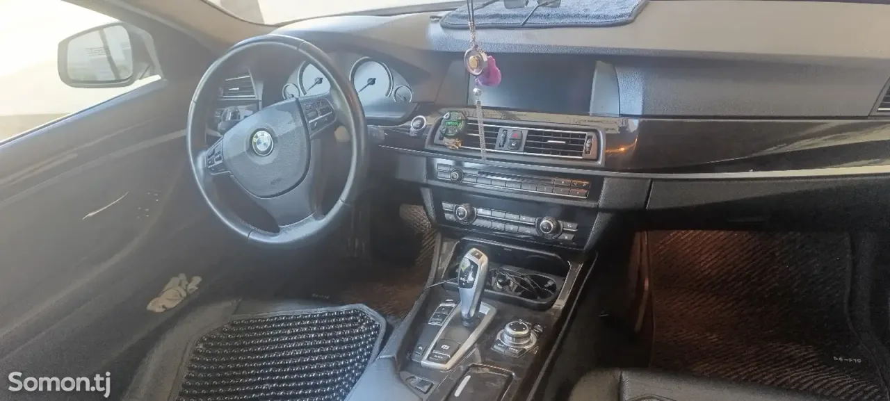 BMW 5 series 2012 · 2.0 AT