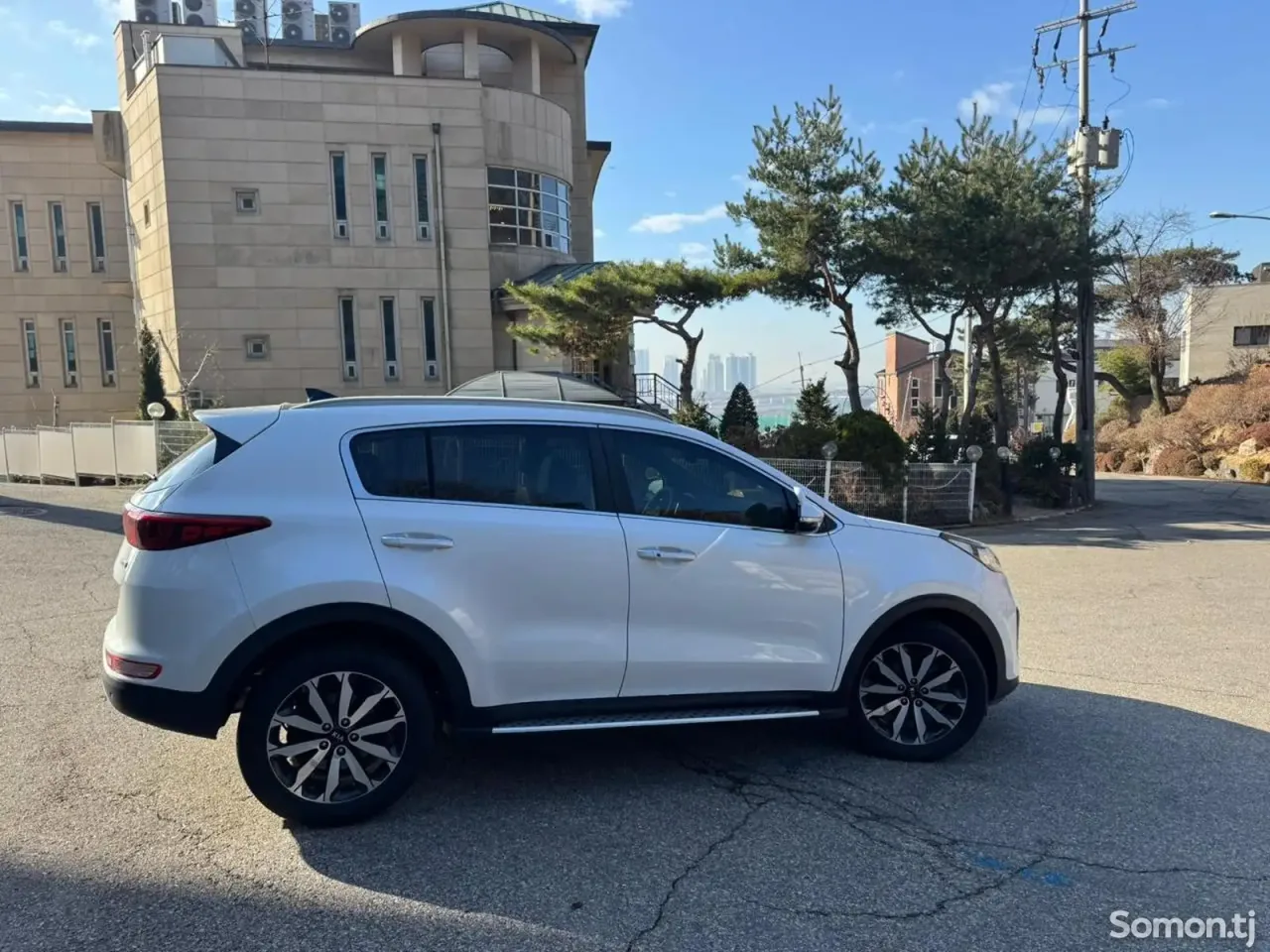 Kia Sportage 2016 · 1.7 AT