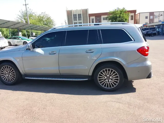 Mercedes-Benz GLS 2018 · 3.5 AT