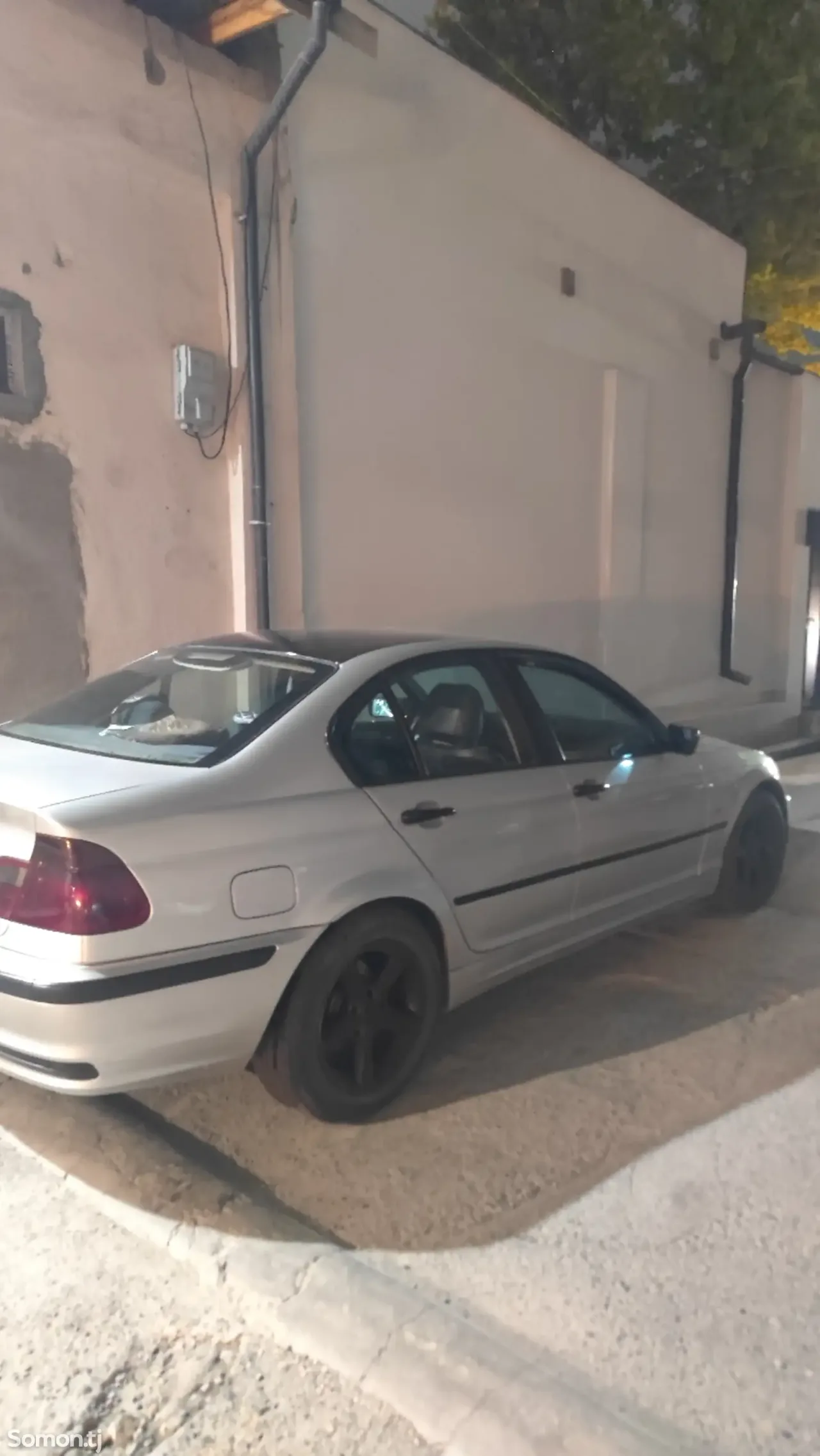 BMW 3 series 1999 · 1.8 MT