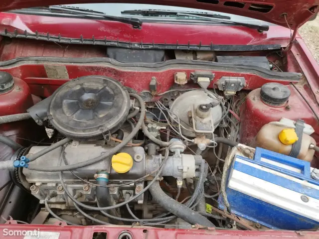 Lada (ВАЗ) 2108 1993 · 1.5 MT