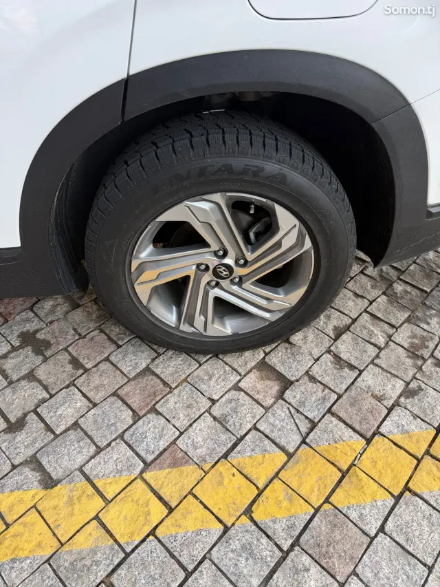 Hyundai Santa Fe 2024 · 2.5 AT