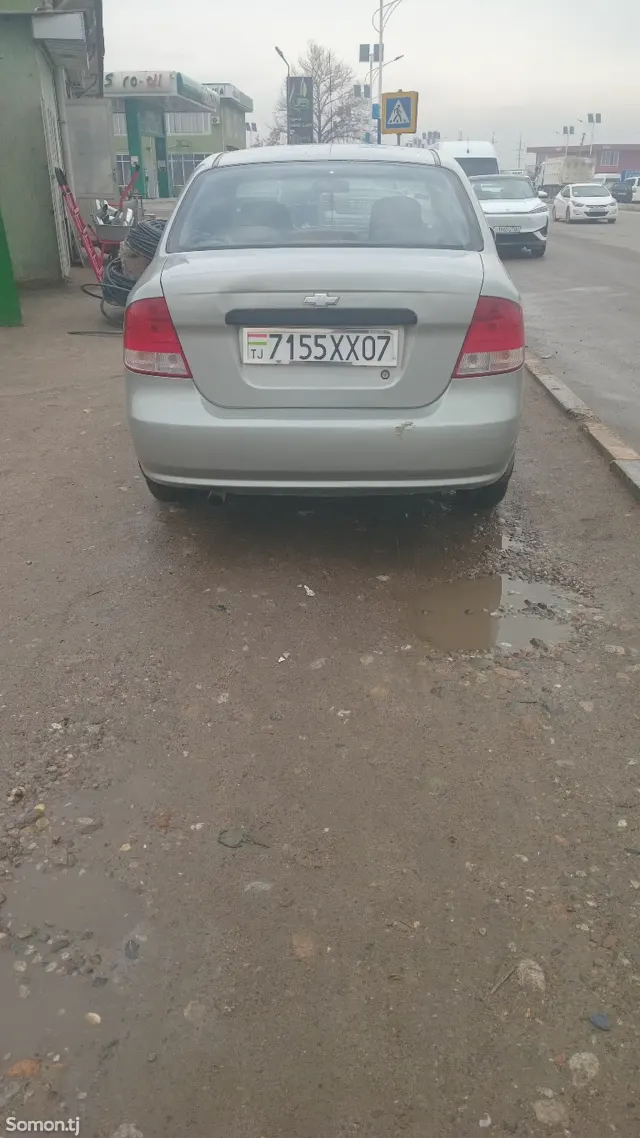 Chevrolet Aveo 2005 · 1.6 AT