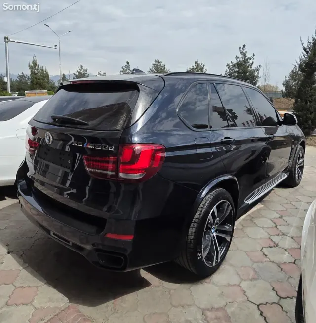 BMW X5 2016 · 5.0 AT