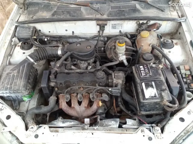 Daewoo Lanos 1998 · 1.6 MT