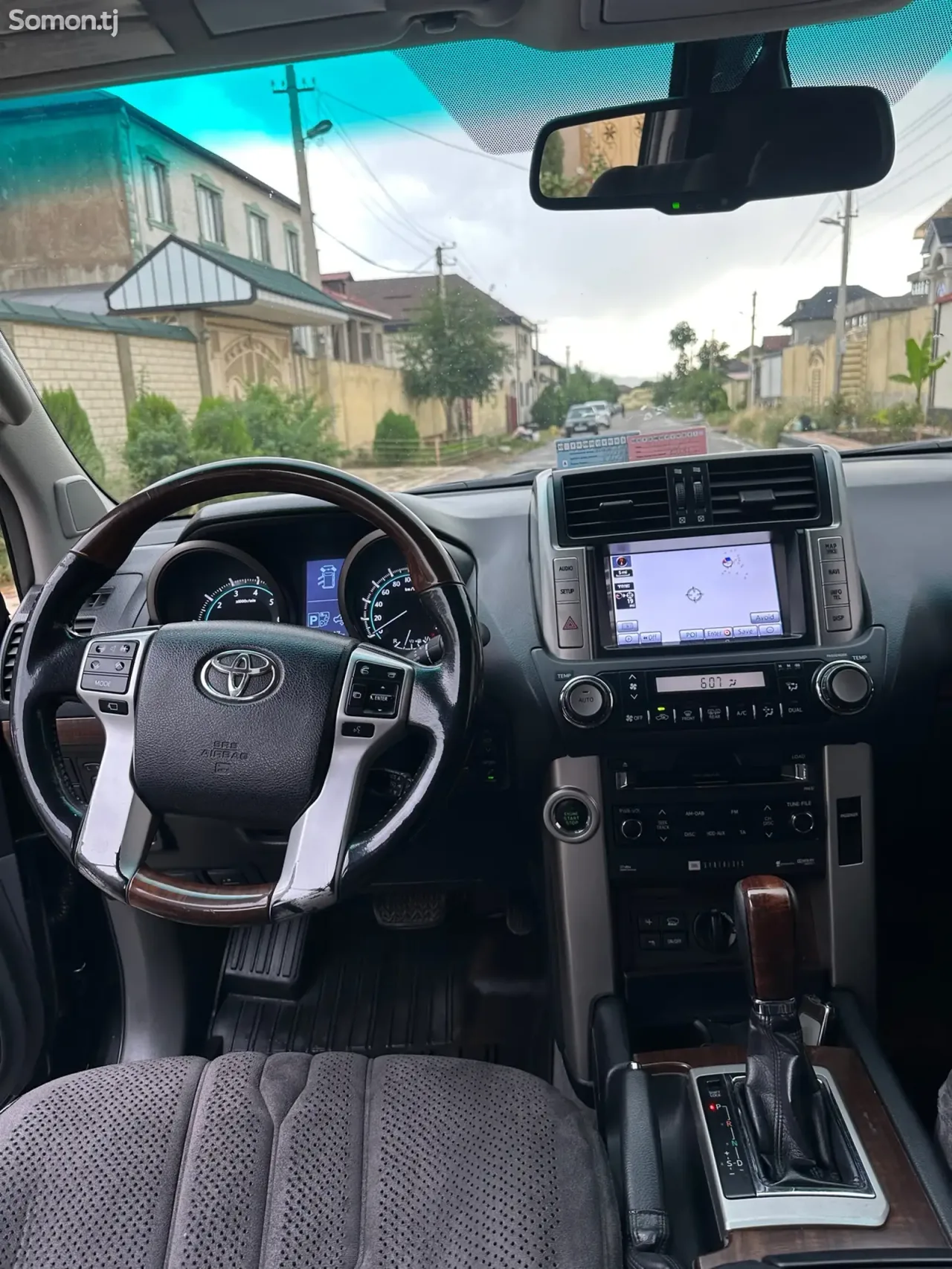 Toyota Land Cruiser Prado 2013 · 4.0 AT