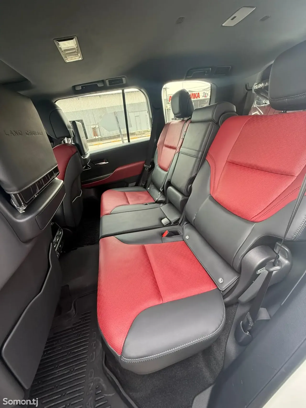 Toyota Land Cruiser 2026 · 3.5 AT