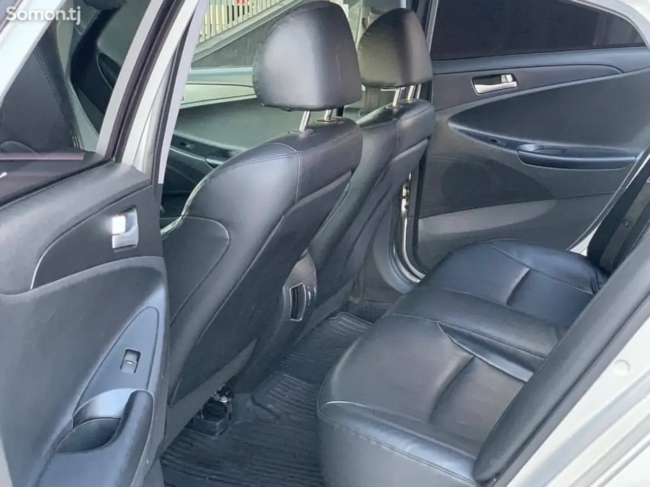 Hyundai Sonata 2014 · 2.0 AT