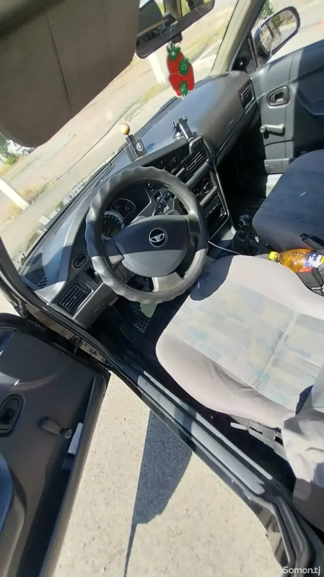 Daewoo Nexia 2014 · 1.6 MT