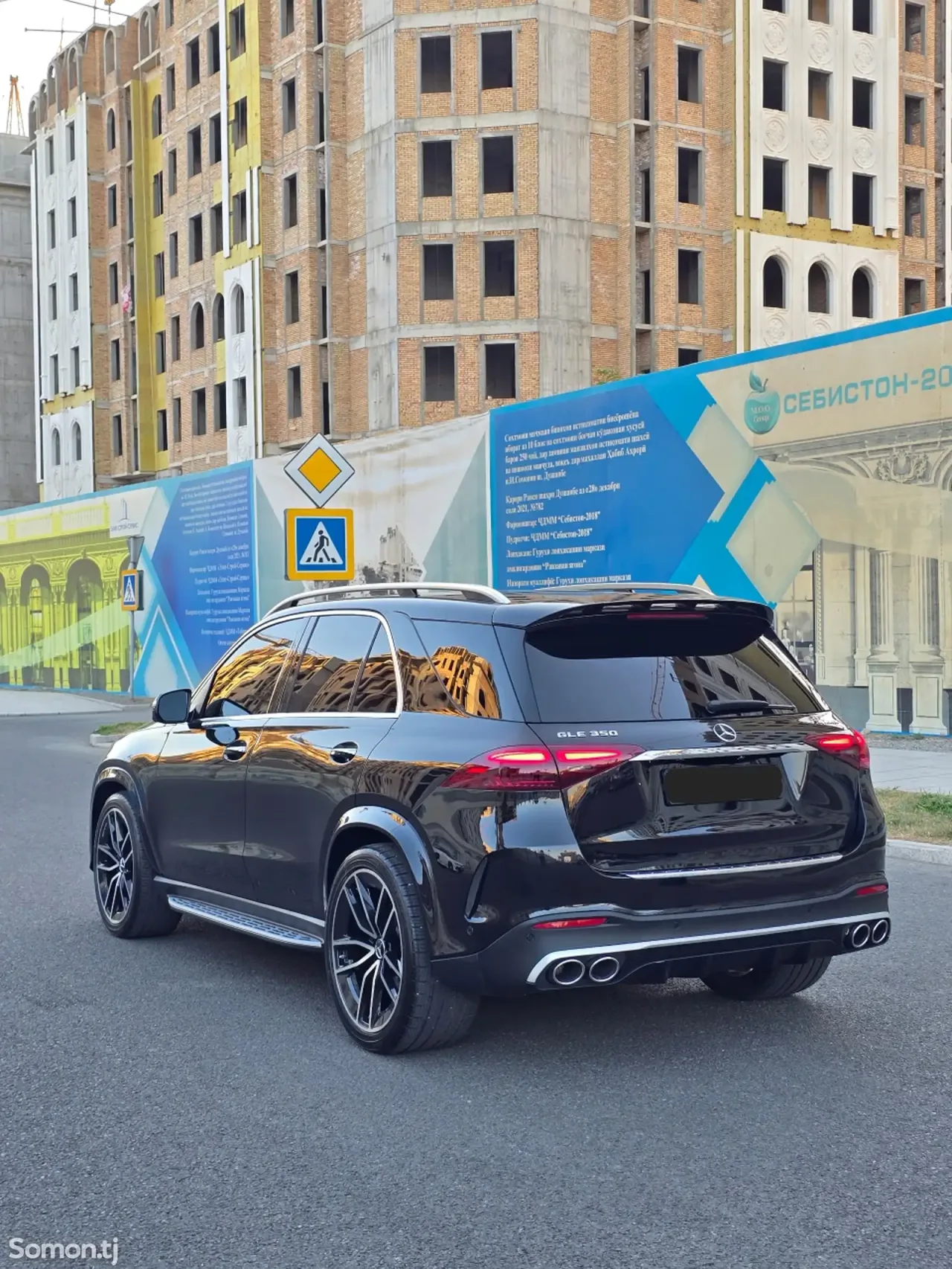 Mercedes-Benz GLE class 2024 · 3.5 AT