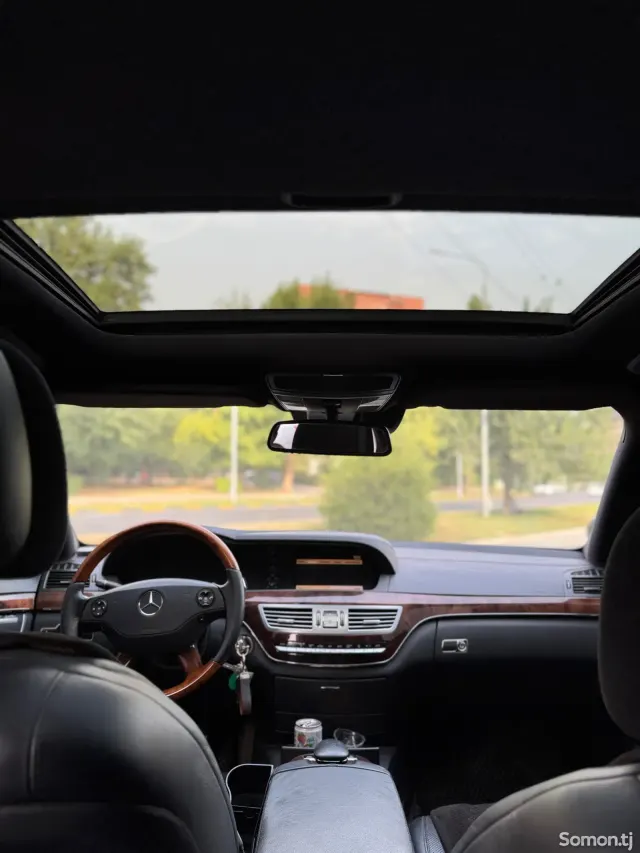 Mercedes-Benz S class 2009 · 5.5 AT