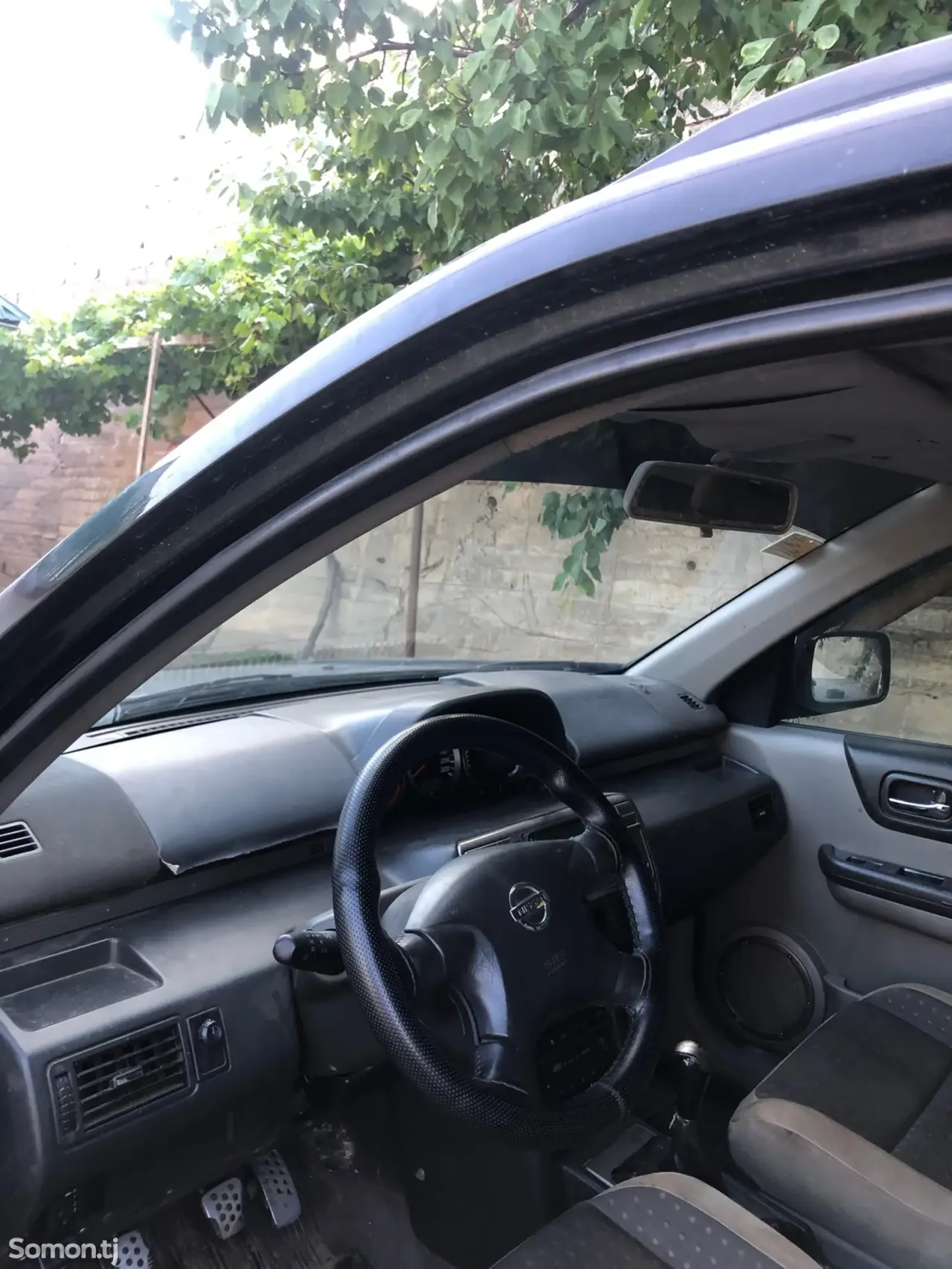 Nissan X-Trail 2002 · 2.0 MT