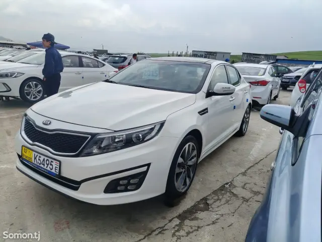 Kia K5 2014 · AT