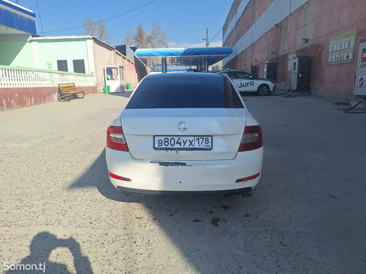 Skoda Octavia 2015 · 1.6 MT