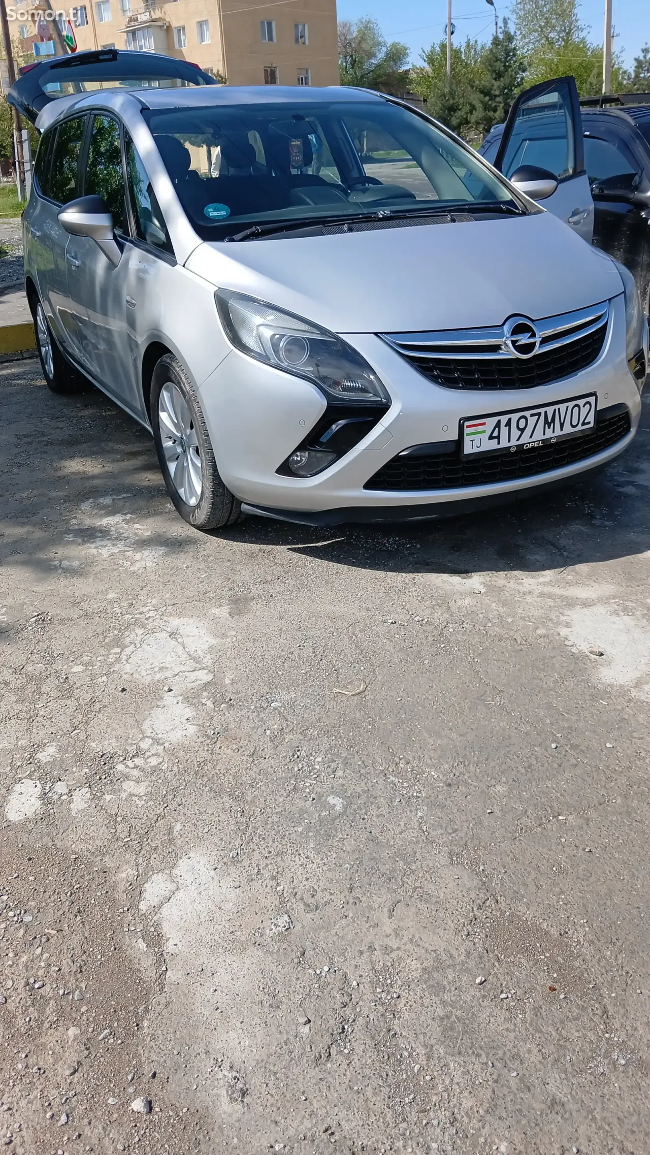 Opel Zafira 2016 · 1.9 MT