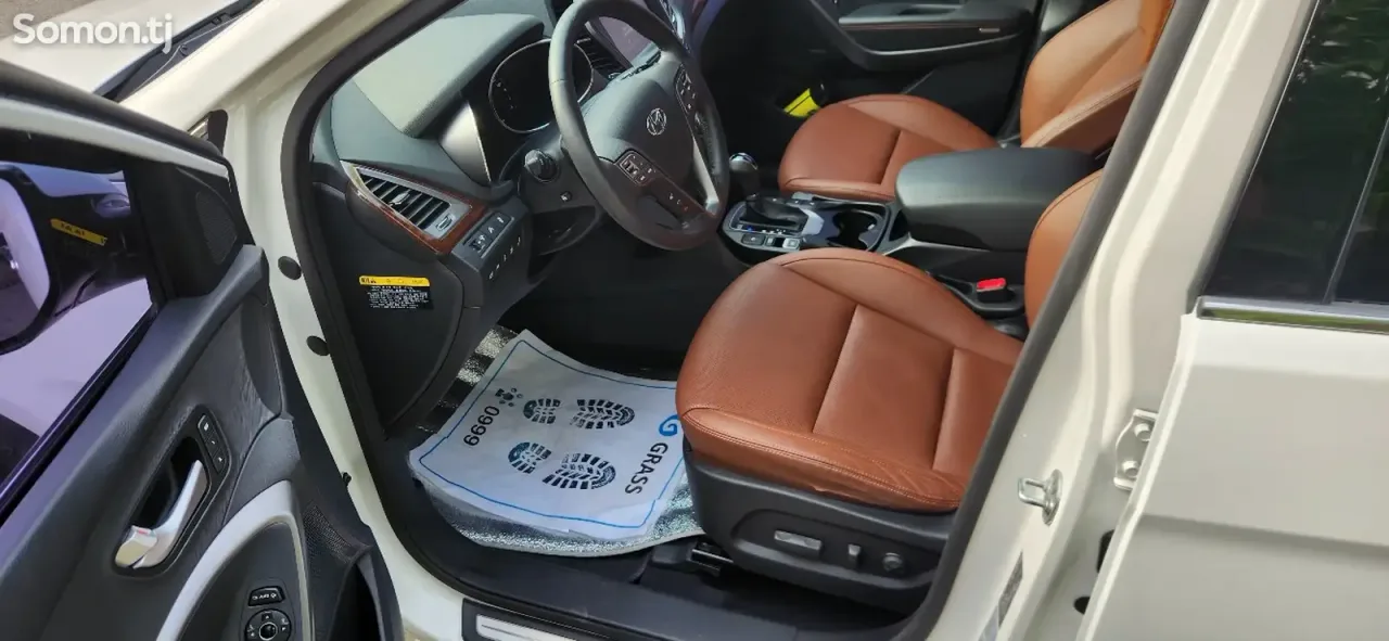 Hyundai Santa Fe 2014 · 2.2 AT