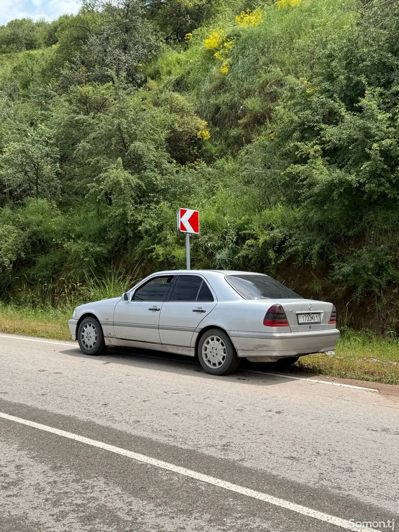 Mercedes-Benz C class 2000 · 2.4 AT