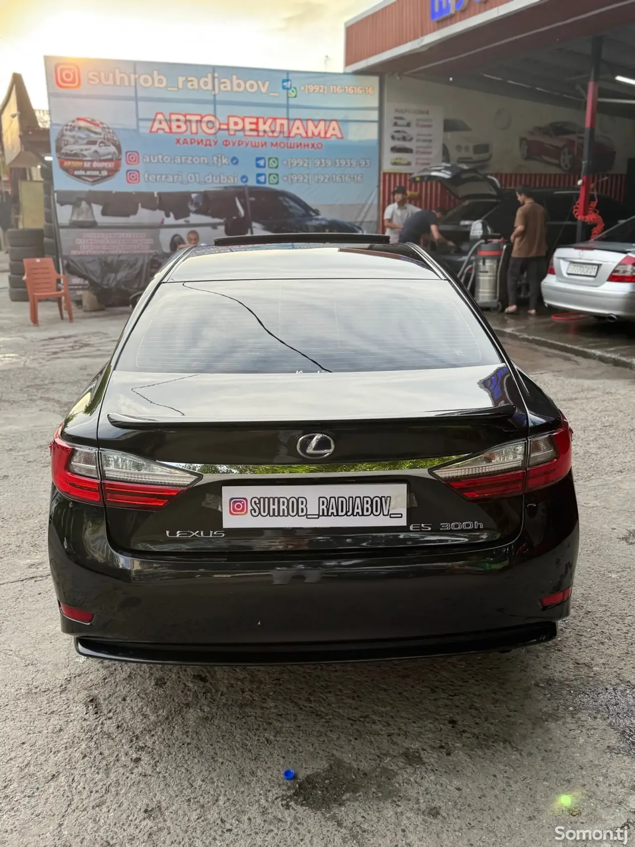 Lexus ES series 2017 · 3.0 AT