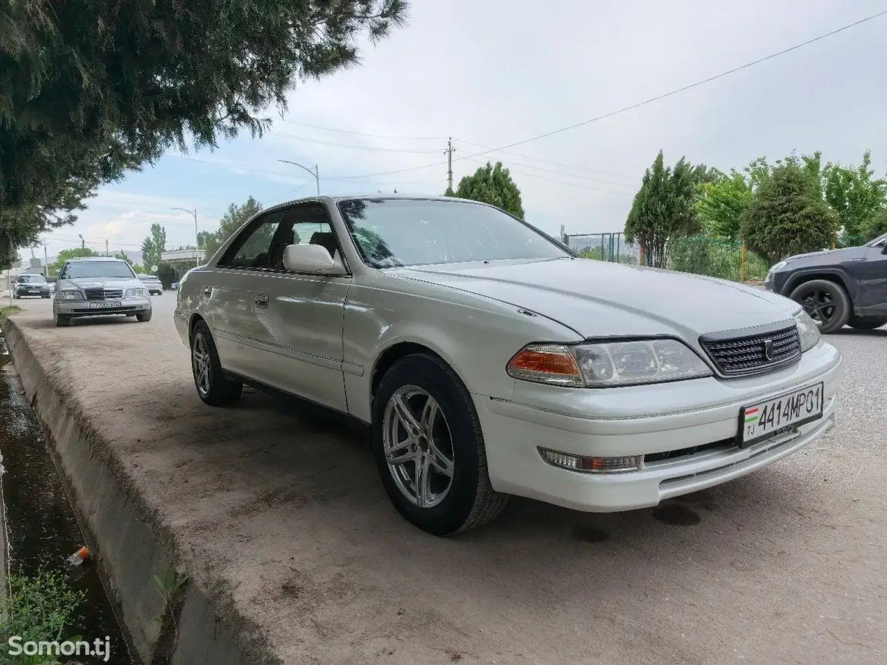 Toyota Mark II 1999 · 2.0 AT