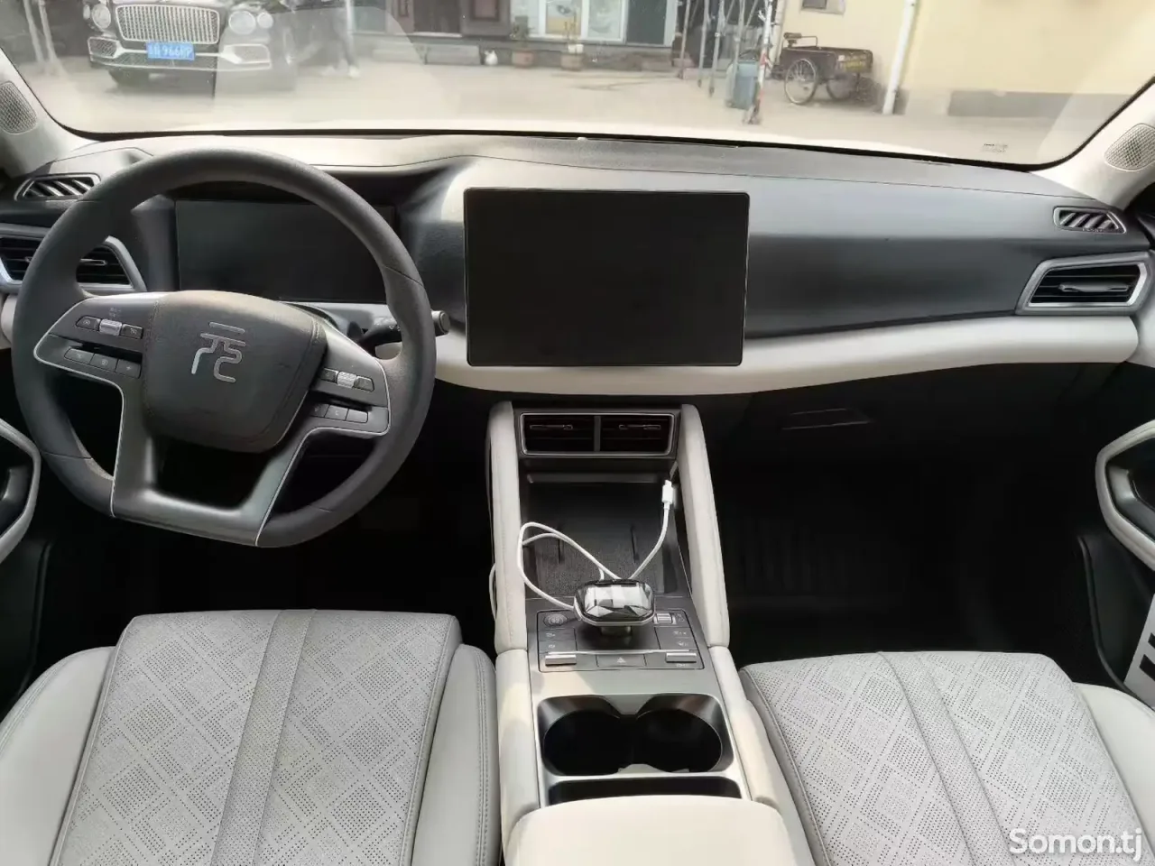 BYD Yuan Up 2025 · AT