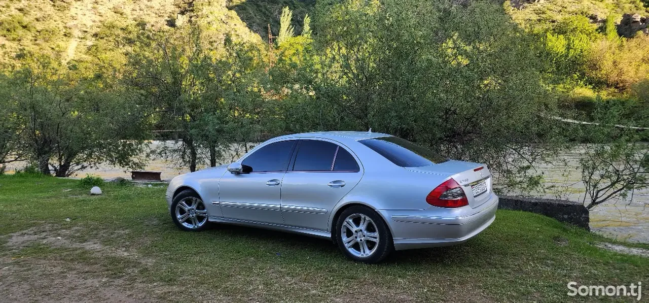 Mercedes-Benz E class 2007 · 3.5 AT