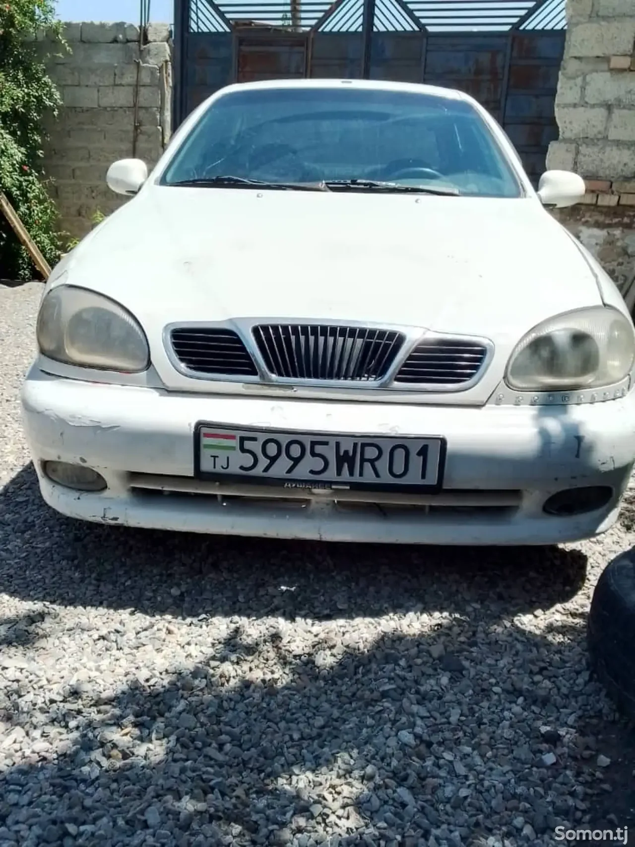 Daewoo Lanos 1997 · 1.6 MT