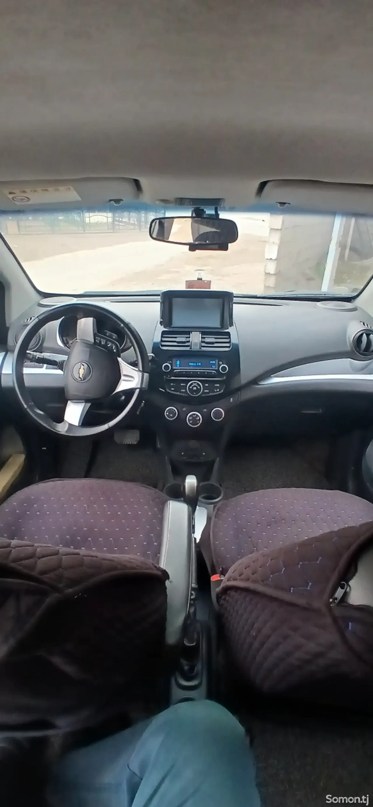 Chevrolet Spark 2014 · 1.0 AT