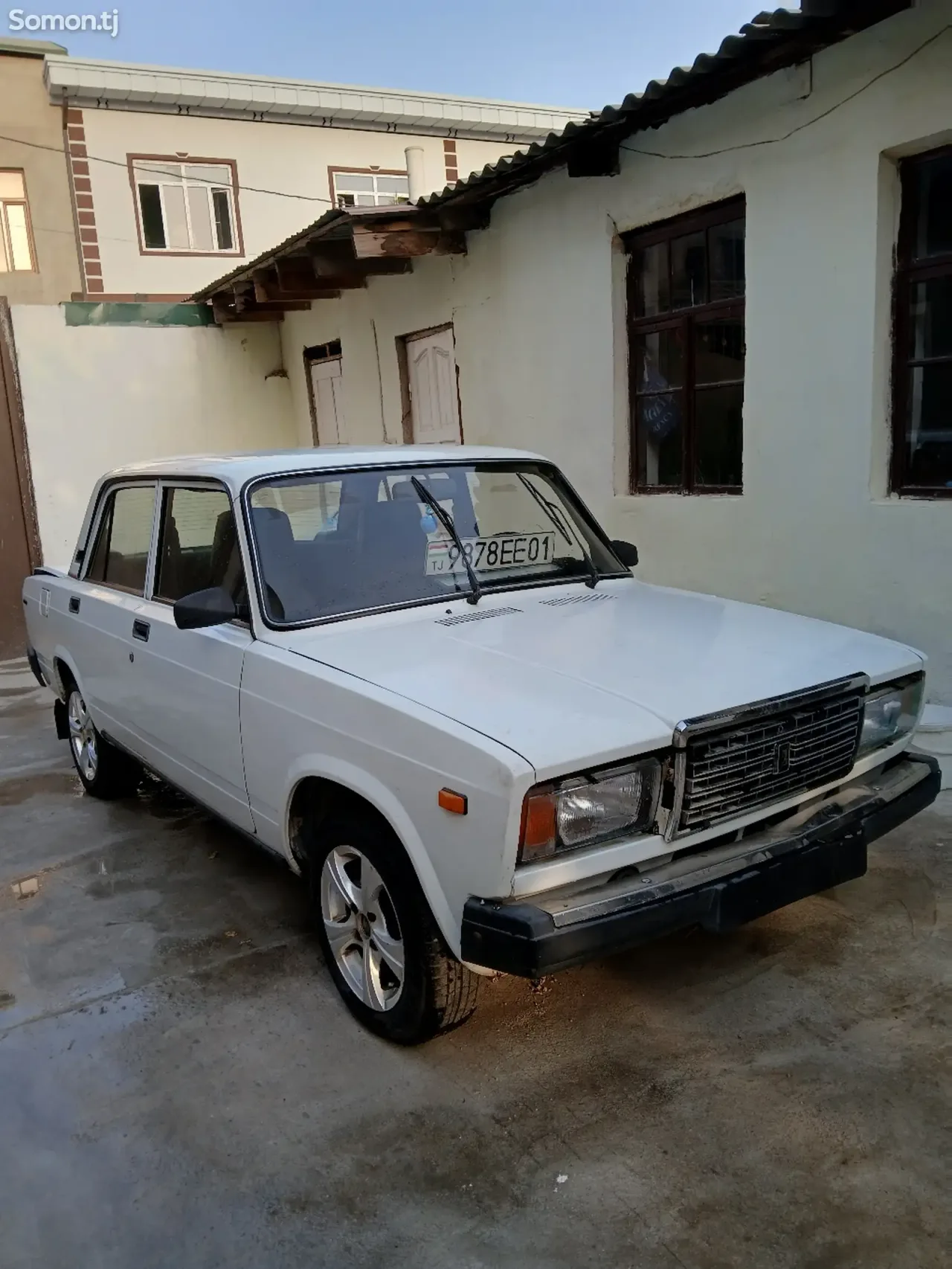 Lada (ВАЗ) 2107 2004 · 1.6 MT