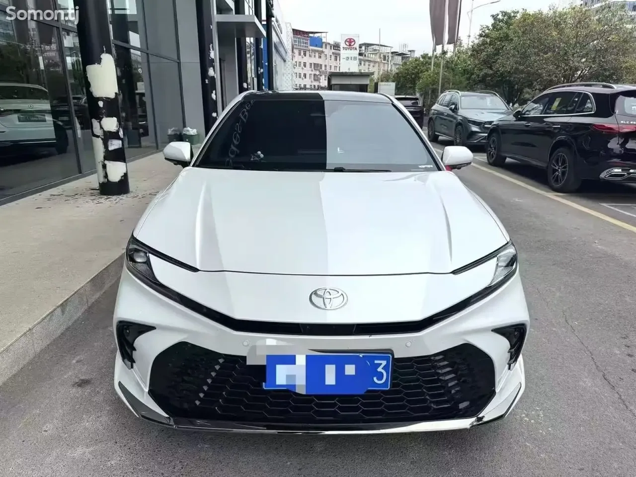 Toyota Camry 2025 · 2.0 AT