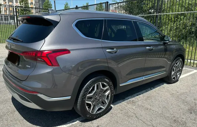 Hyundai Santa Fe 2023 · 2.5 AT