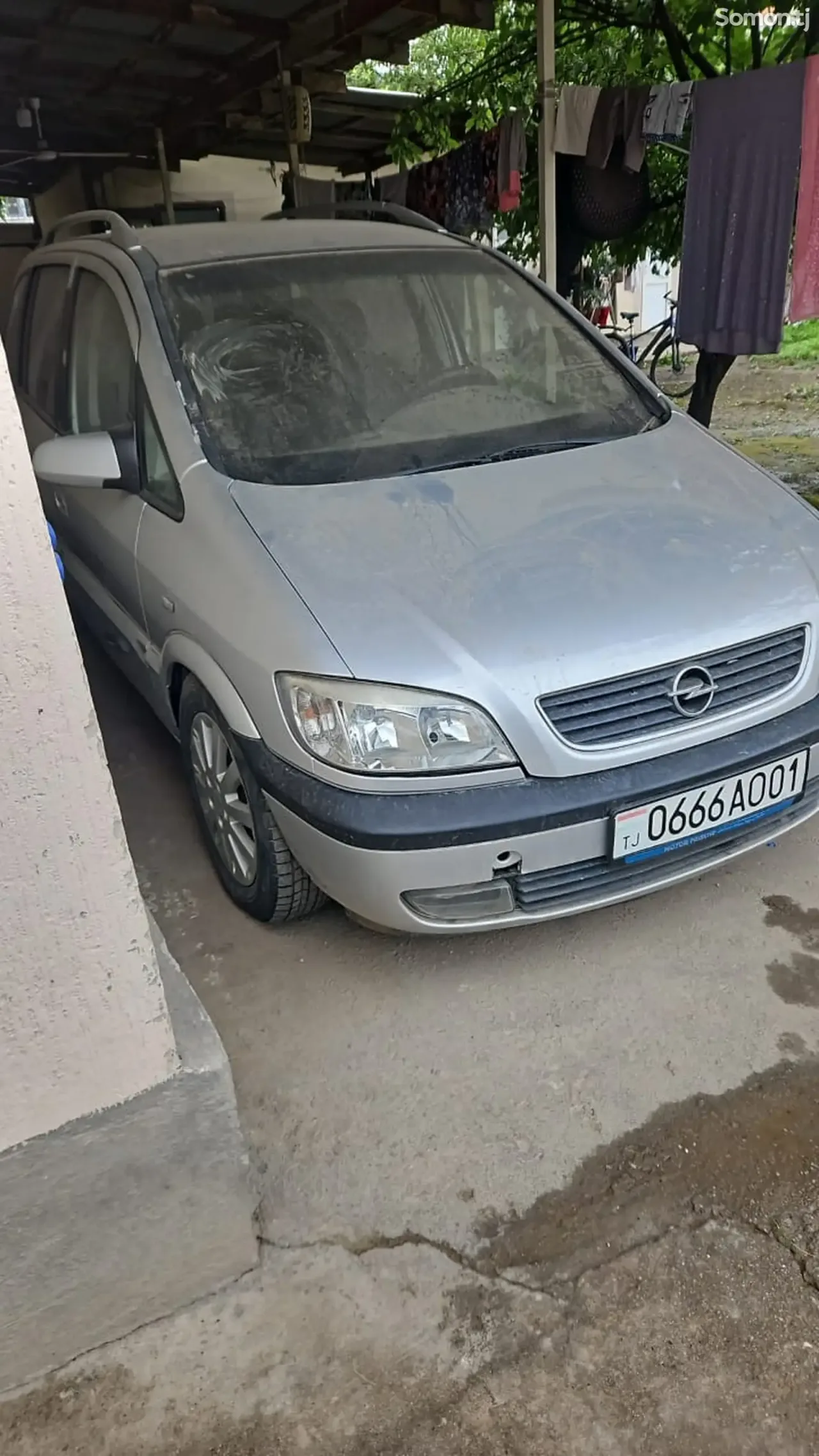 Opel Zafira 2004 · 2.2 AT